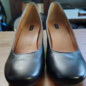 Array Brand | Black Color | Leather | 1 inch Heels | Size 11W